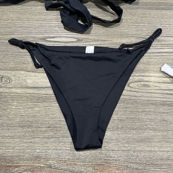 NWOT Jacques Designs Bathing Suit 2 Piece Bikini Padded Tie Bottom Black Medium - Picture 2 of 8